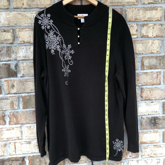 Quacker Factory Let It Snow Rhinestone Snowflakes Knit Black Sweater Top 1X - Picture 14 of 15